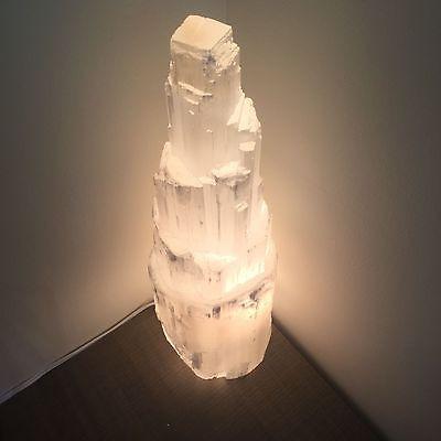 selenite-crystal-lamp